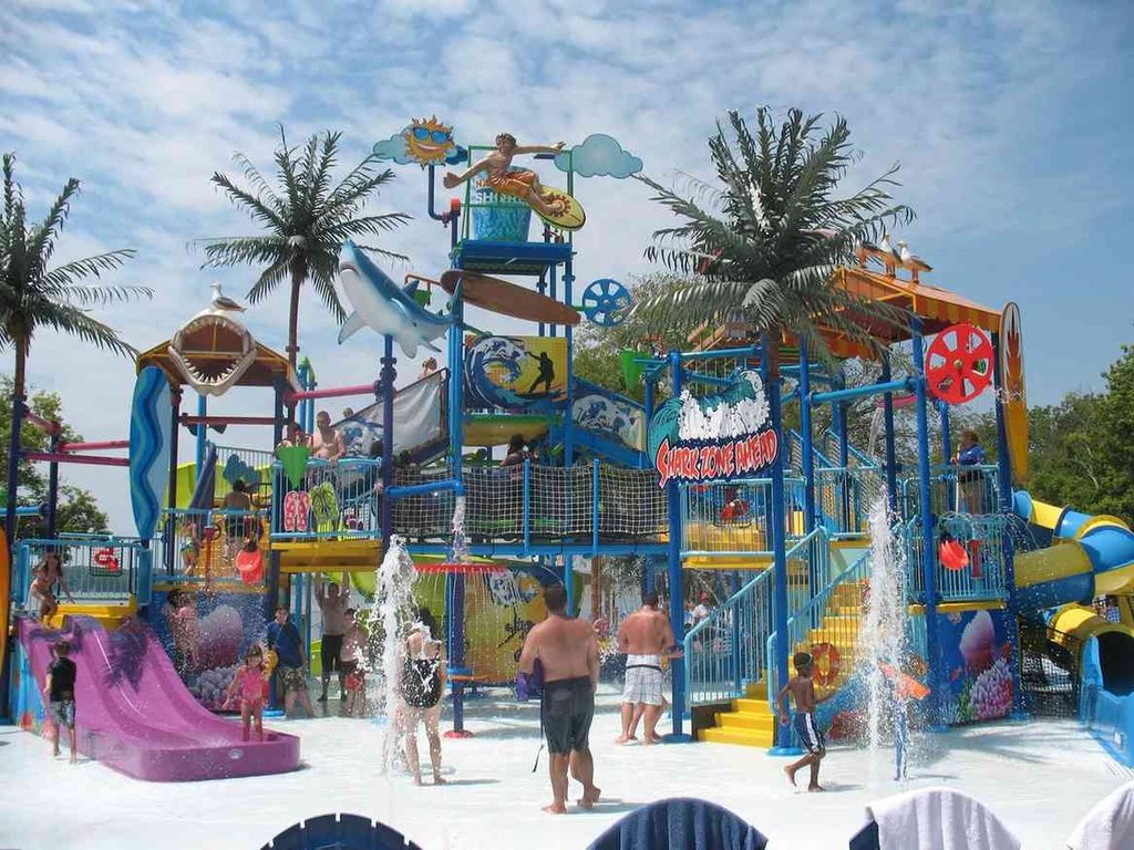 5. Nashville Shores Lakeside Resort