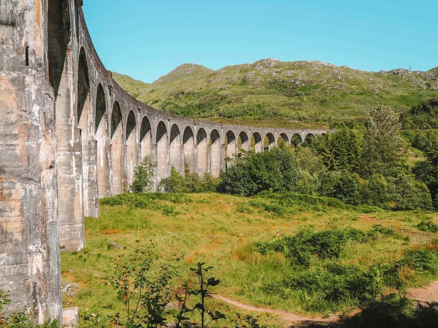 10. Experience the Glenfinnan Viaduct Viewpoint