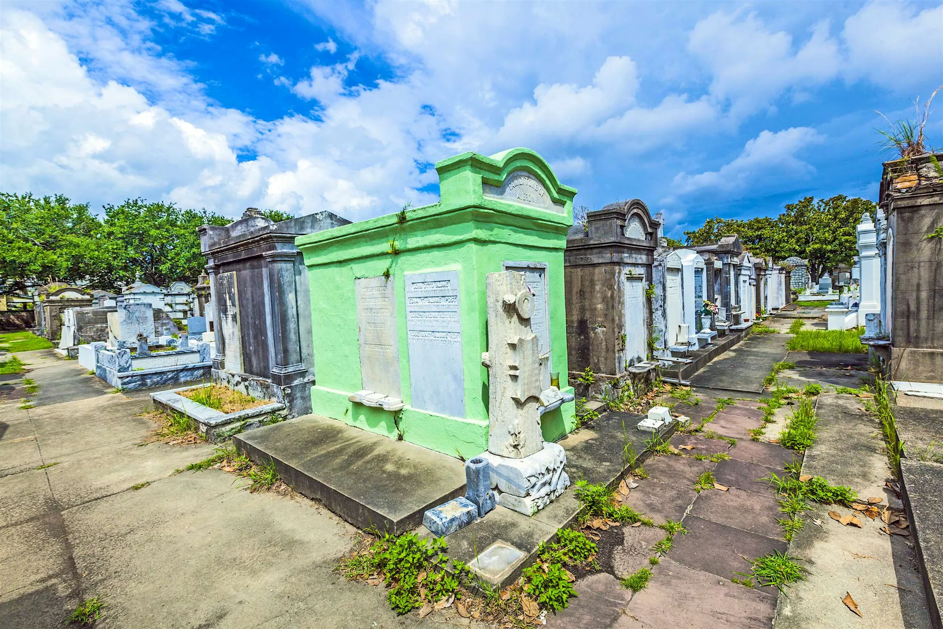 10. Visit Lafayette Cemetery No. 1