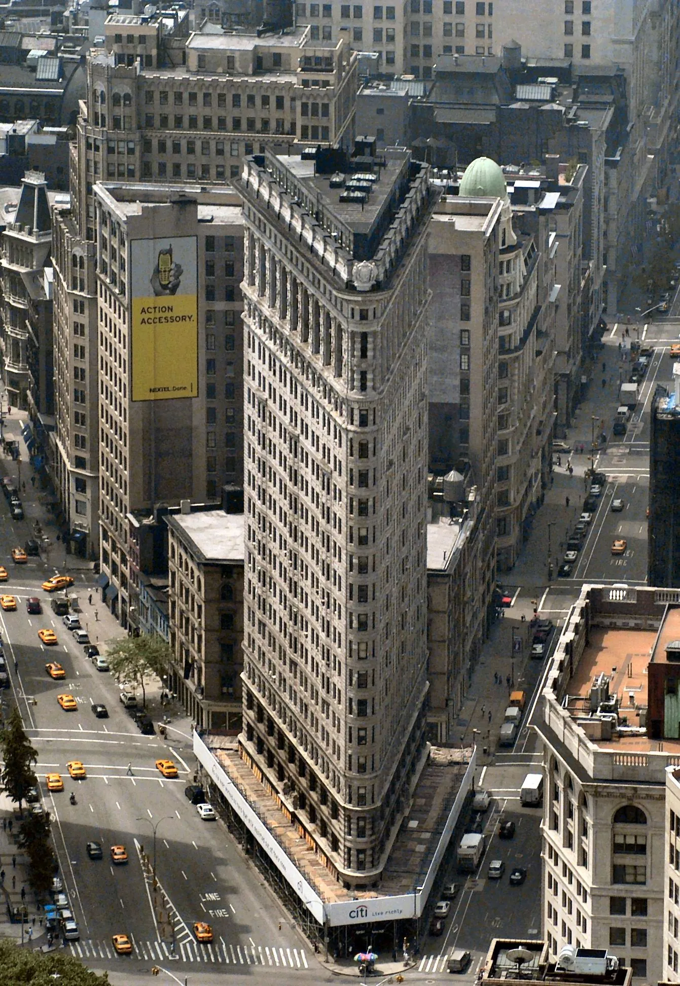 13. Admire Architecture at the Flatiron Building