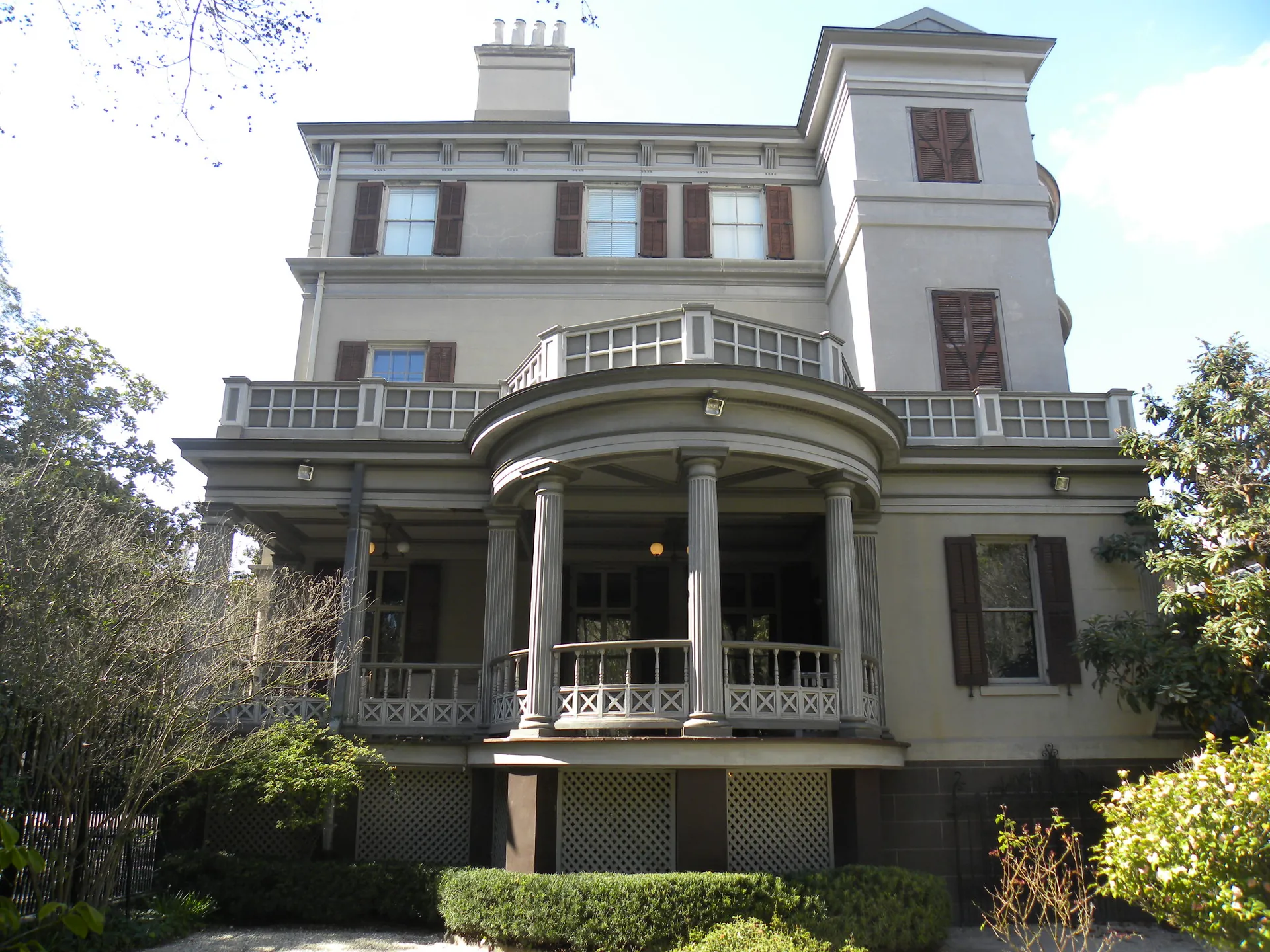 15. Visit the Juliette Gordon Low Birthplace