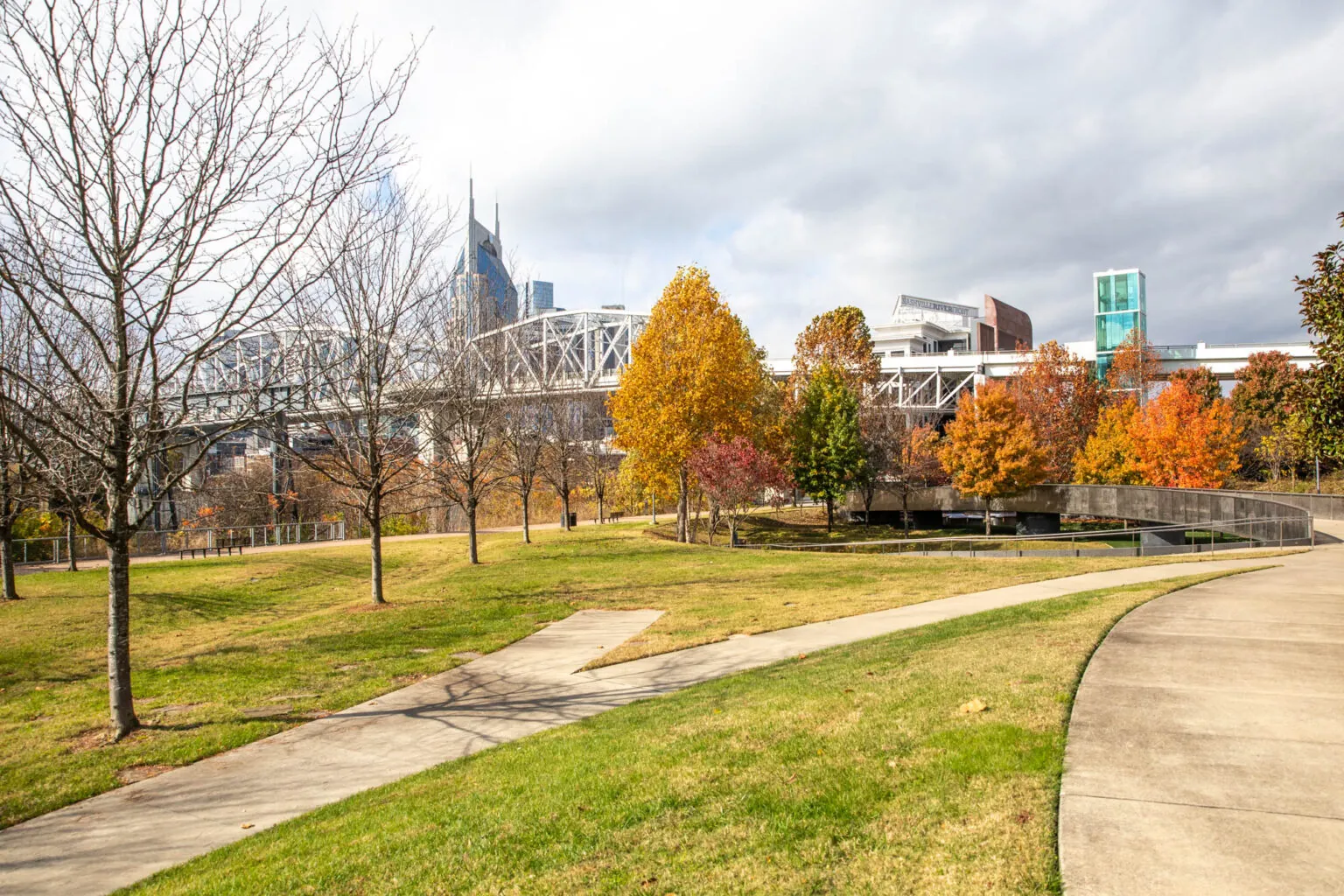 16. Relax at Cumberland Park