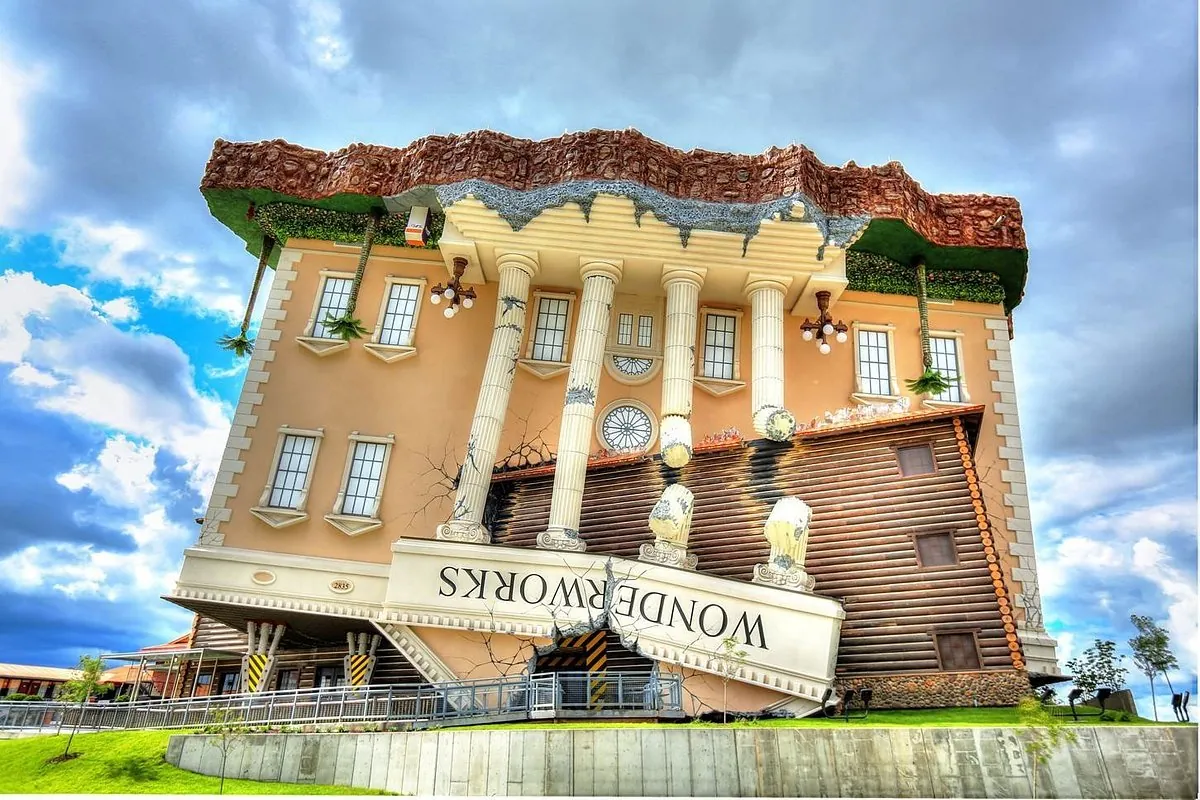 7. WonderWorks Branson