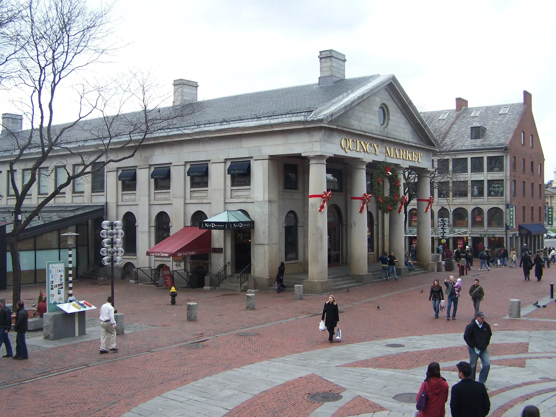 8. Explore Quincy Market & Faneuil Hall Marketplace