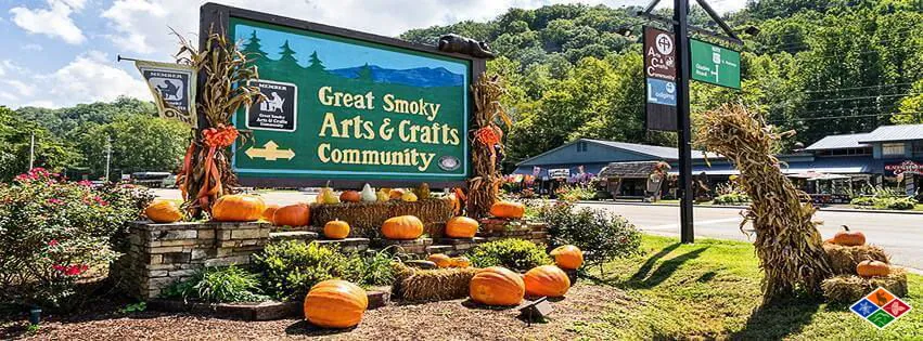 9. Visit the Gatlinburg Arts & Crafts Community